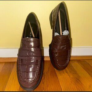 Coach Leah Loafers - Size W11, Color Maple Croc